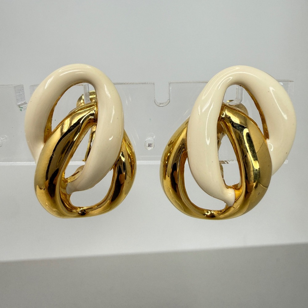 Vintage Napier Gold Tone Cream Enamel Interlocking Hoop Screw Back Clip Earrings
